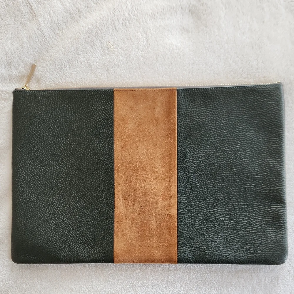 Green and Tan Laptop/Tablet Case
